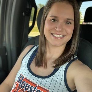 Meet your Posher, Vanessa